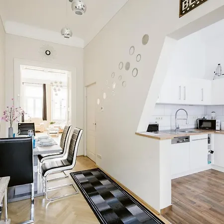 Bubbles Apartment