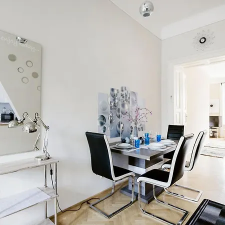 Bubbles בודפשט